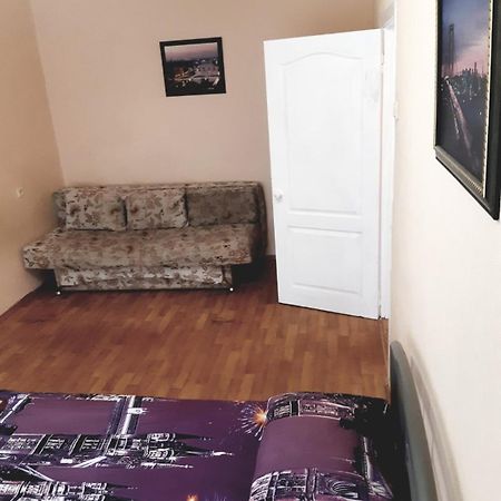 Воскресенская 12 Dnjepropetovsk Kamer foto