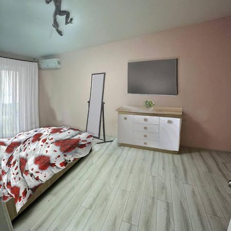 Воскресенская 12 Dnjepropetovsk Buitenkant foto